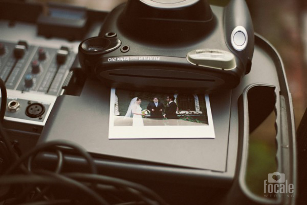Polaroid Focalewedding photography style
